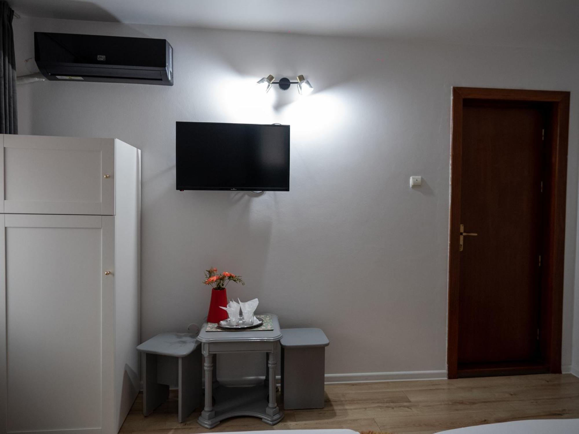 Guesthouse Magic Băile Herculane المظهر الخارجي الصورة
